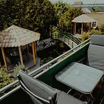 Pensión Frisia 4*