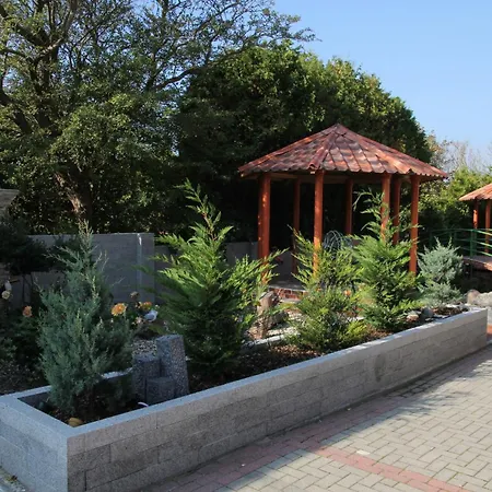 בית הארחה Frisia